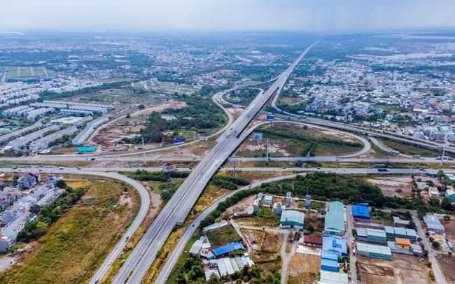 Tỉnh Bà Rịa - Vũng Tàu cảnh báo nếu người mua căn cứ thông tin trên những ứng dụng kiểm tra quy hoạch sử dụng đất không chính thống và thực hiện giao dịch sẽ có nguy cơ bị thiệt hại rất lớn (Ảnh minh họa, nguồn: tienphong.vn).
