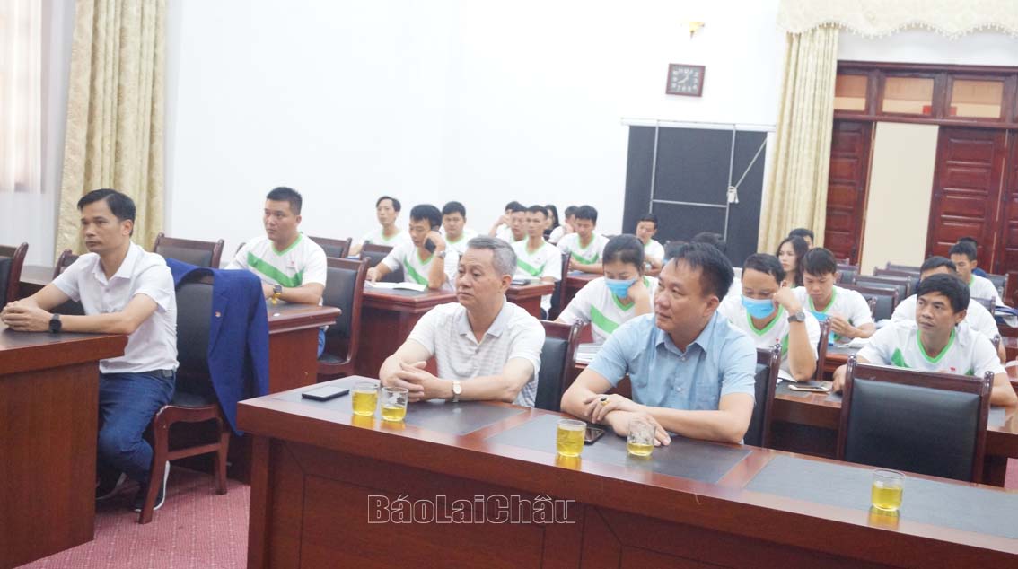 Quang cảnh buổi khai mạc