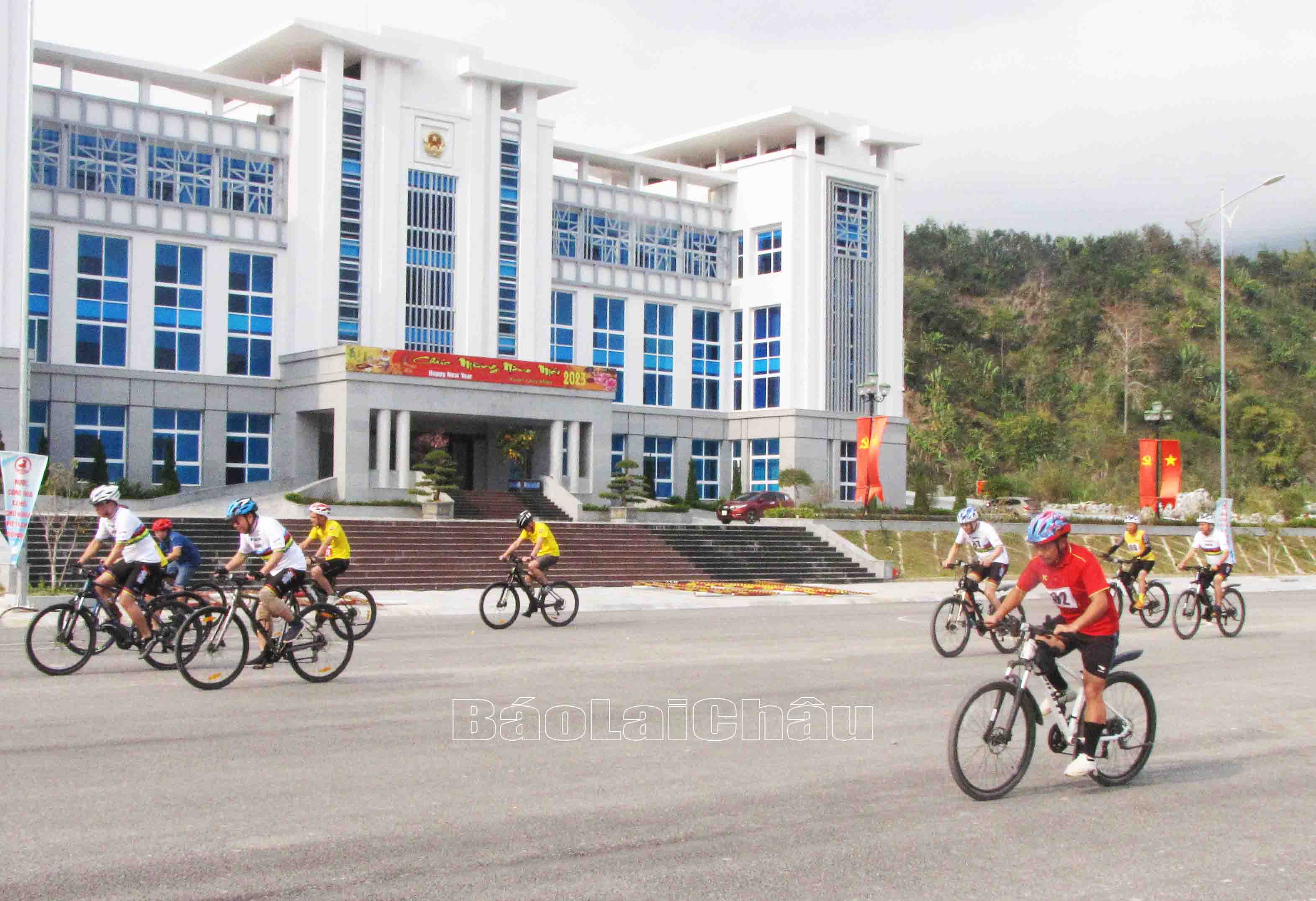 Giải đua xe đạp.