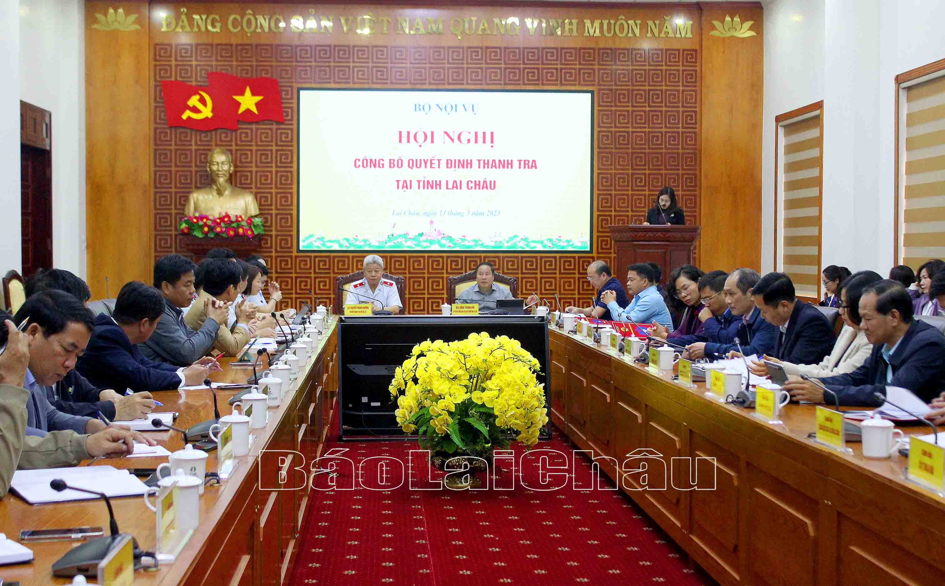 Quang cảnh hội nghị.