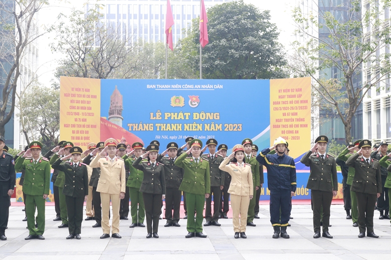  Tuổi trẻ Công an nhân dân đã thi đua xung kích lập công; tình nguyện tăng cường cho lực lượng trực tiếp chiến đấu hướng về cơ sở; tình nguyện chung sức cùng cộng đồng.