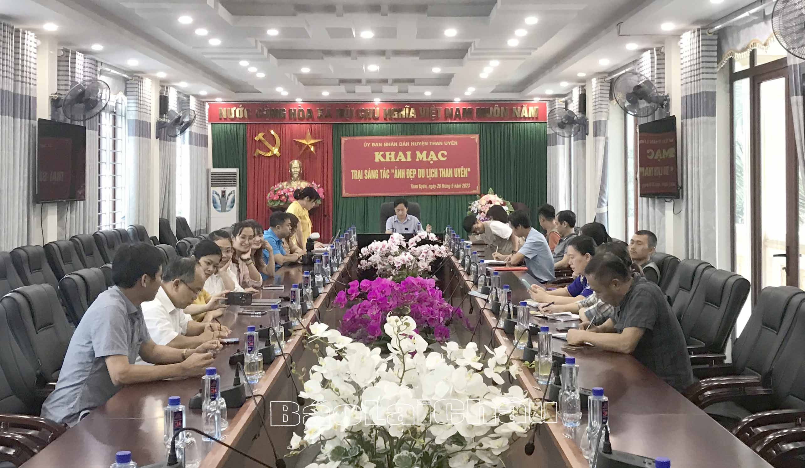 Quang cảnh khai mạc.