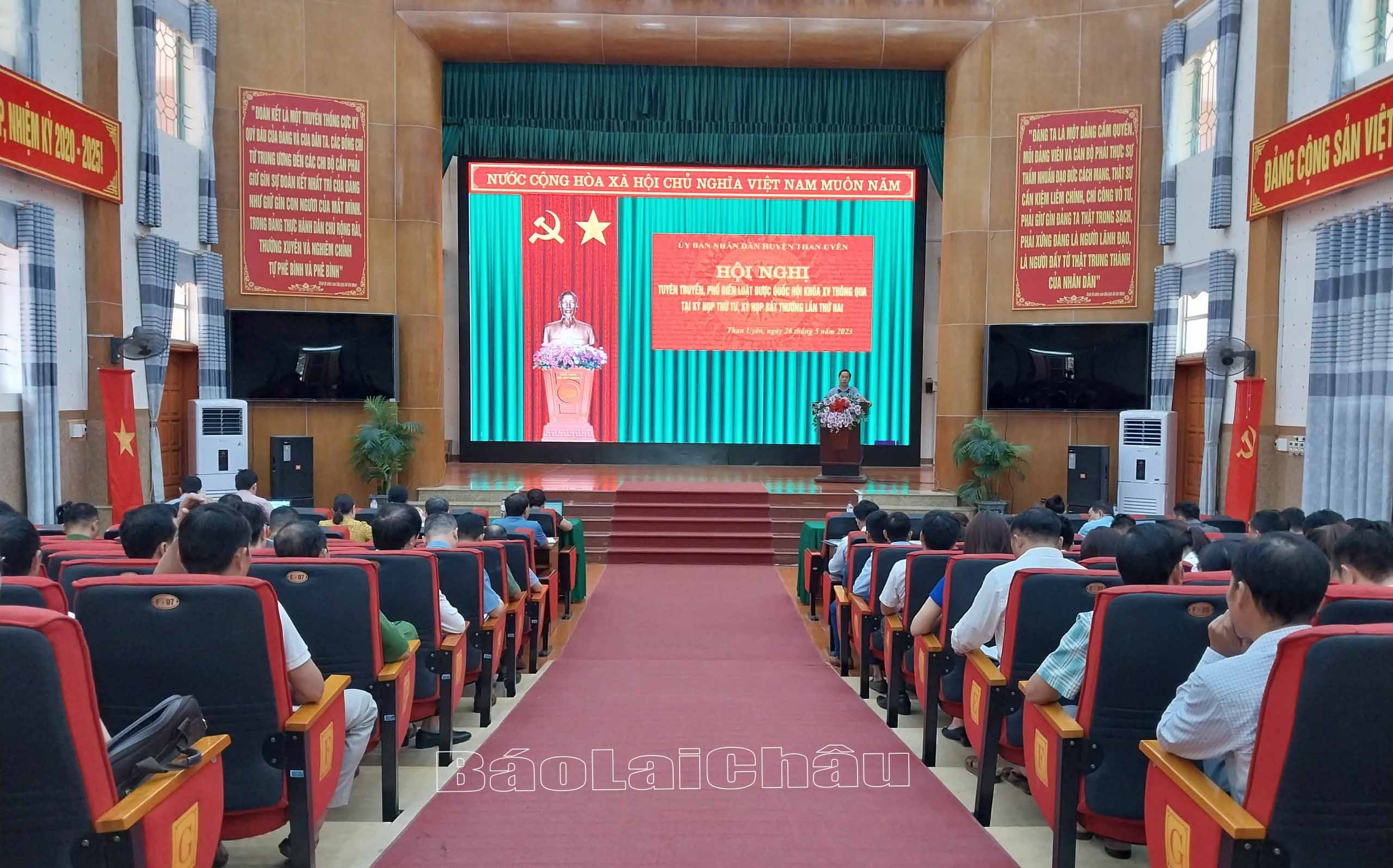 Quang cảnh Hội nghị.