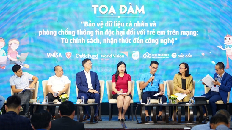 Các vị khách mời chia sẻ tại Tọa đàm. Ảnh: ĐT