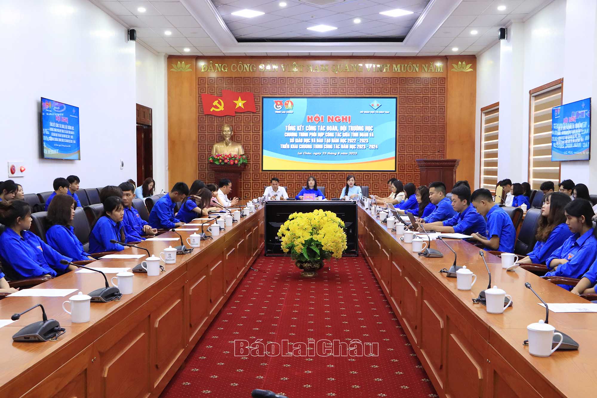 Quang cảnh hội nghị.