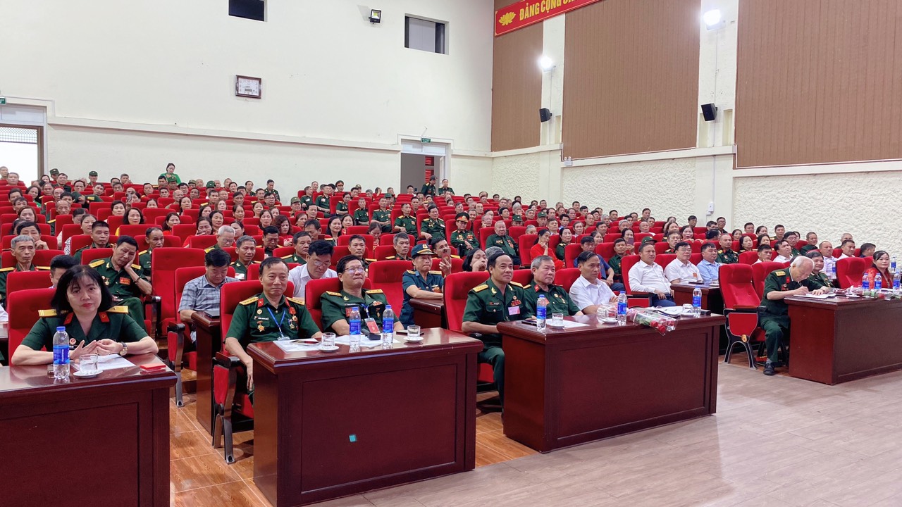 Các đại biểu và cựu quân nhân Trung đoàn 46 dự Lễ Kỷ niệm. 