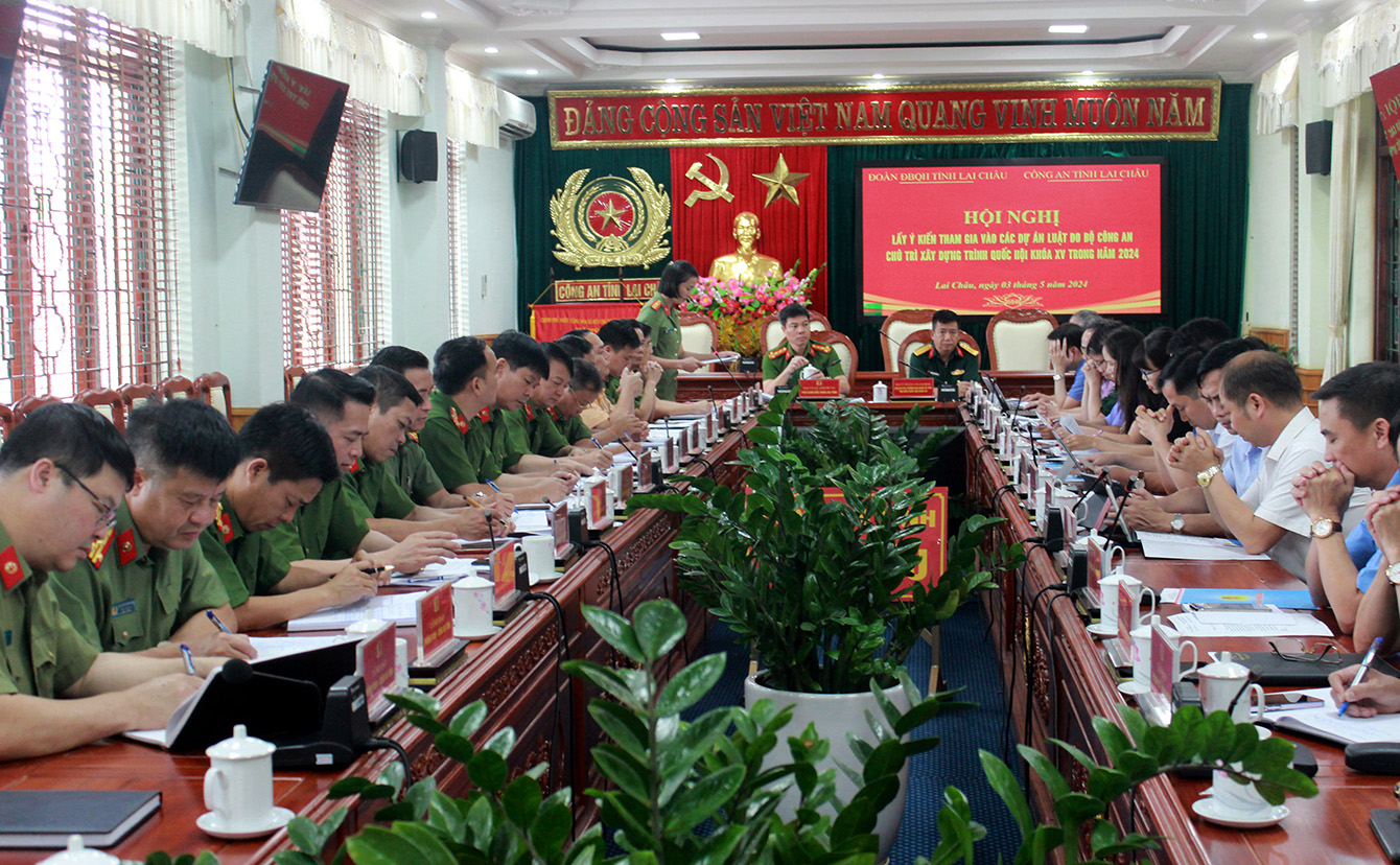 Quang cảnh hội nghị.